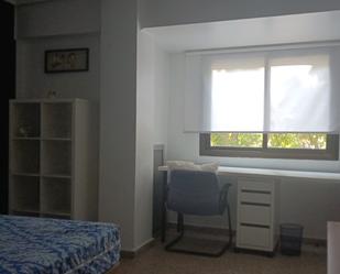 Bedroom of Flat to rent in  Valencia Capital  with Balcony