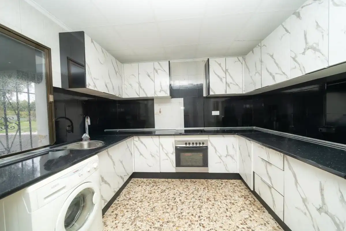 Cocina de Finca rústica en venta en Orihuela con Calefacción y Amueblado