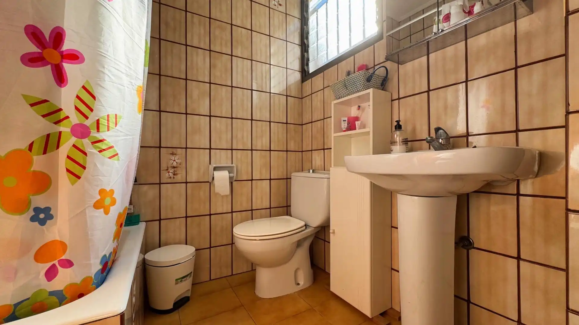 Casa aparellada amb terrassa en venda a Pego, imagen 20