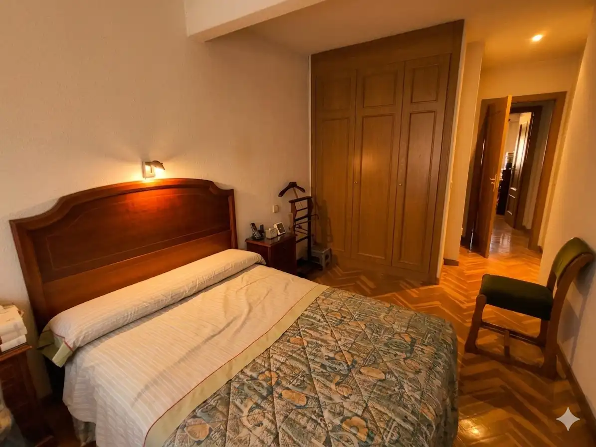 Dormitori de Pis en venda en San Lorenzo de El Escorial amb Calefacció, Parquet i Traster