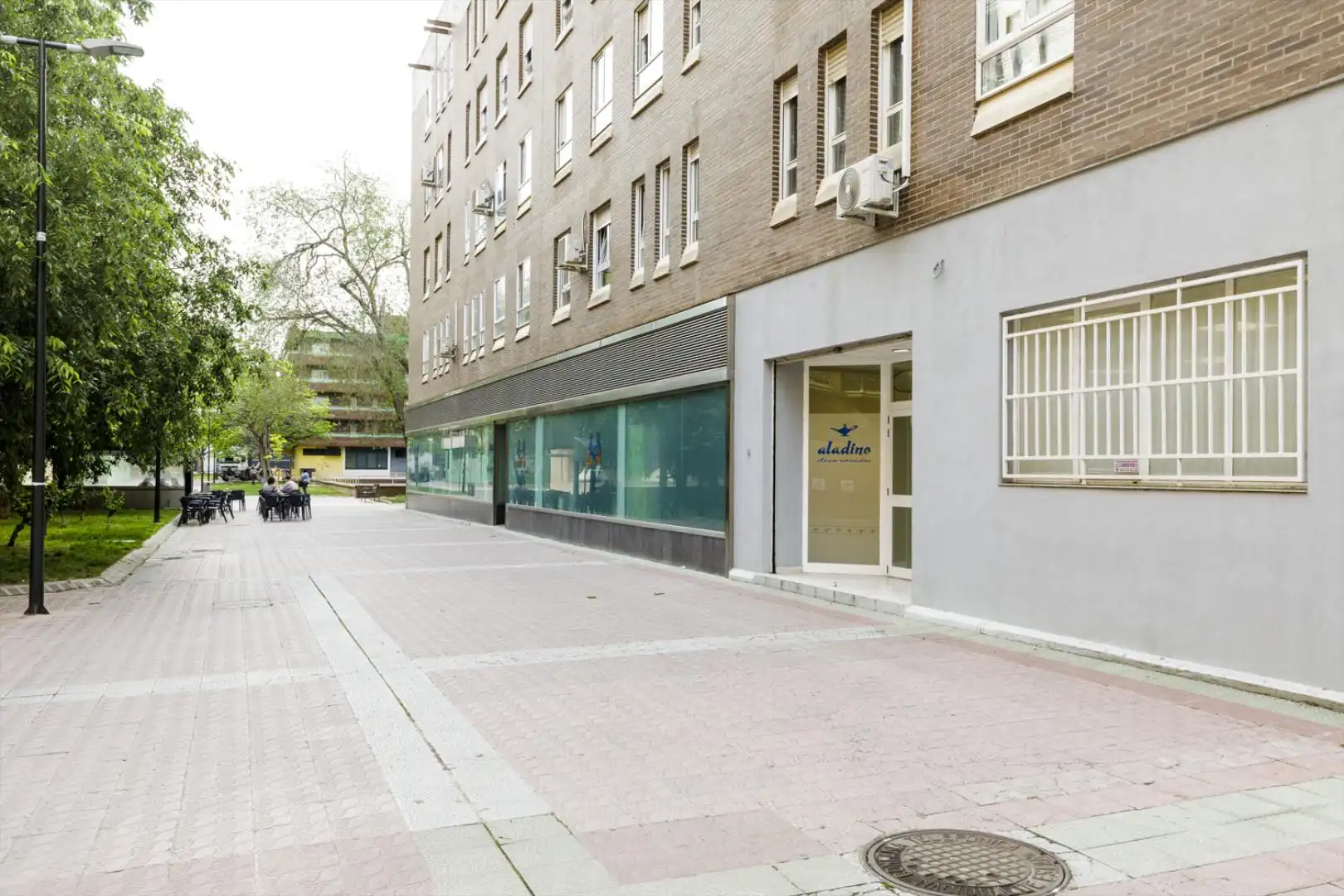 Vista exterior de Local en venda en Zaragoza