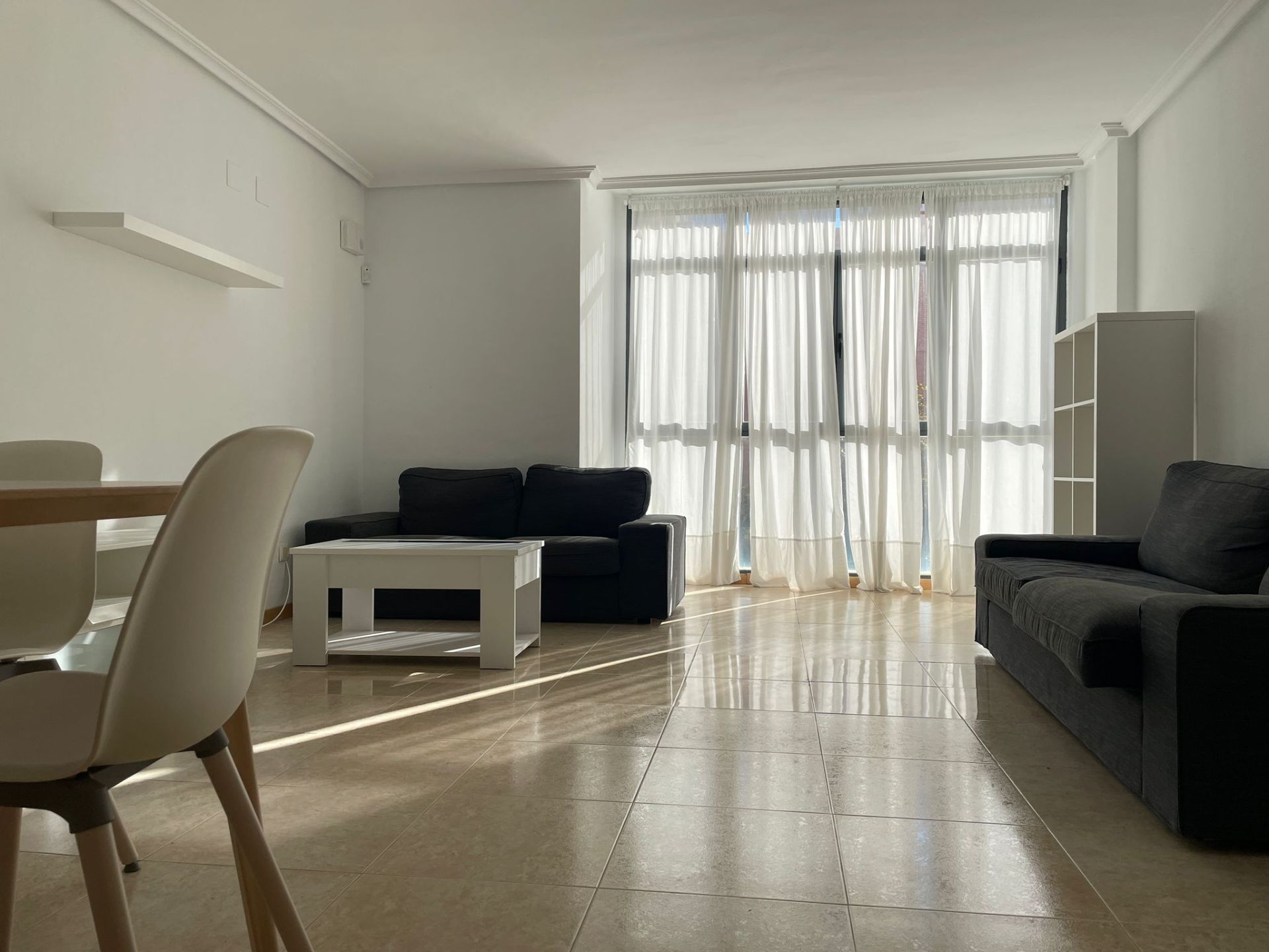 Sala de estar de Piso de alquiler en Castellón de la Plana / Castelló de la Plana con Amueblado, Horno y Se aceptan mascotas