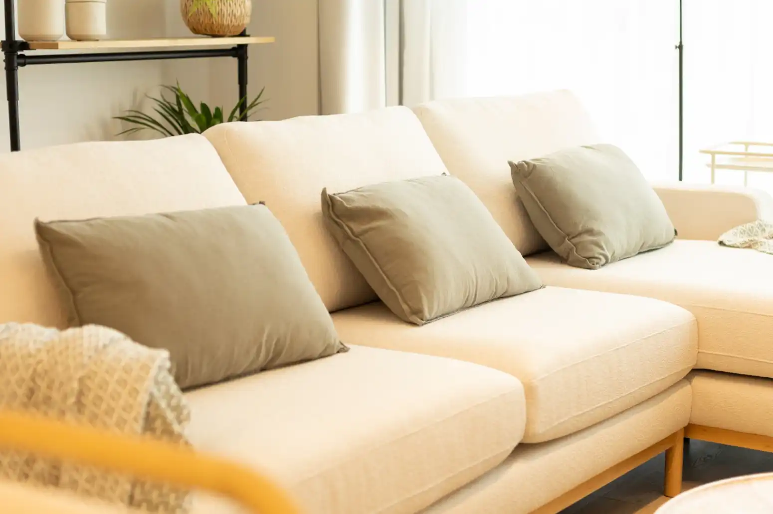 Living room of Flat for rent in Valencia  with Air Conditioner, Swimming Pool and Furnished