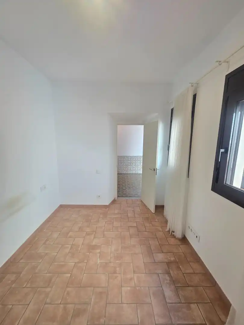 Ground floor for rent in El Masnou  with Air Conditioner, Heating and Private garden