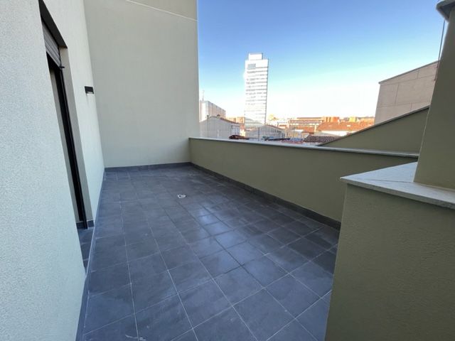 Pis de lloguer a Carrer Pi i Margall, Creu Alta