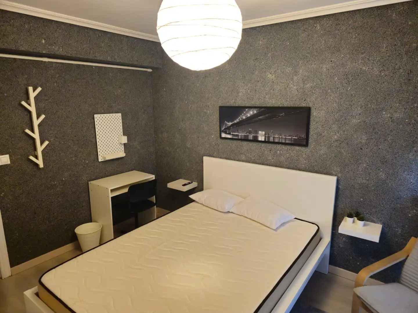 Habitación de Piso en venta en Ponferrada con Calefacción, Amueblado y Balcón