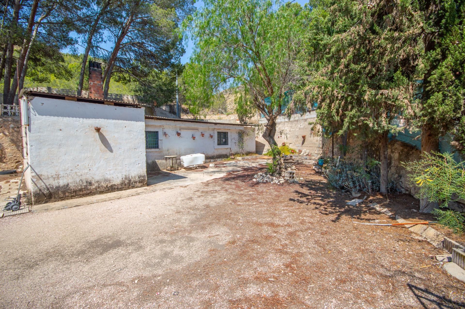 Jardí de Finca rústica en venda en Elda
