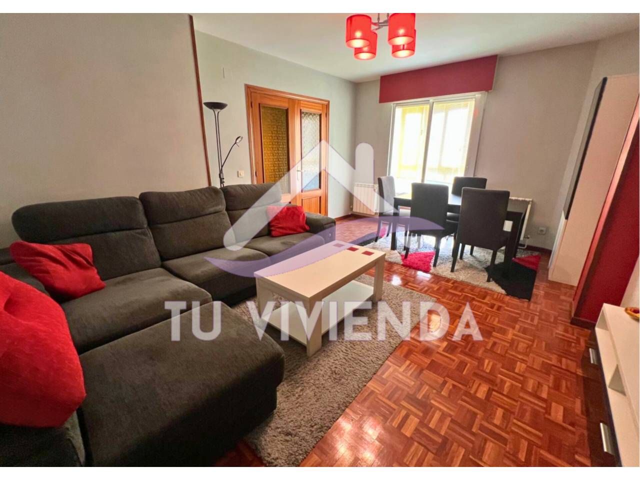 Sala d'estar de Pis en venda en Valladolid Capital amb Calefacció, Terrassa i Traster