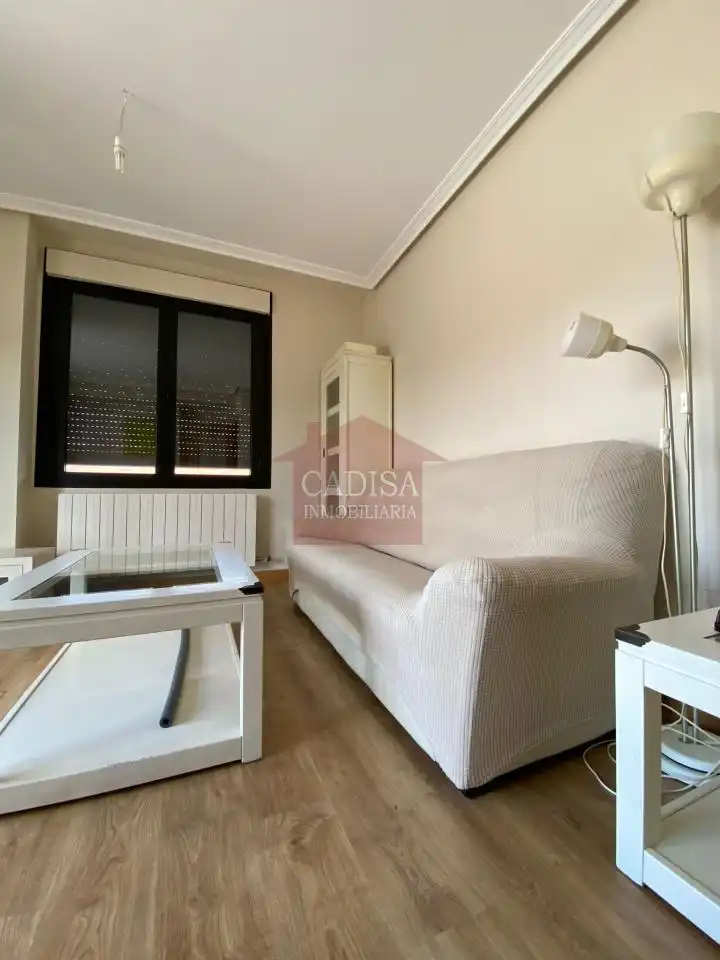Sala de estar de Ático en venta en Salamanca con Calefacción, Terraza y Amueblado