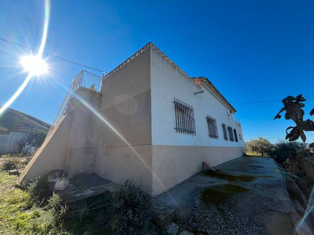 Casa-chalet en Venta en Purias