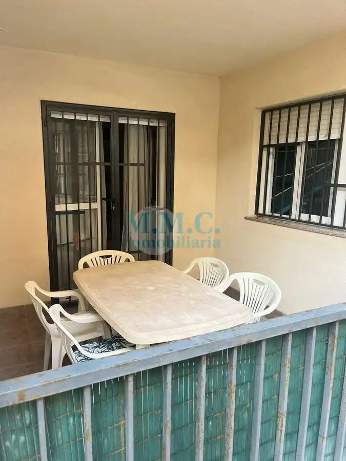 Terraza de Piso en venta en Roquetas de Mar con Aire acondicionado, Terraza y Amueblado