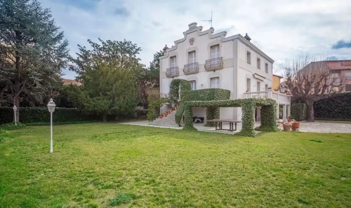 Vista exterior de Casa o xalet en venda en Capellades amb Aire condicionat, Calefacció i Jardí privat