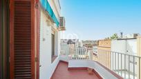 Exterior view of Flat for sale in  Barcelona Capital  with Heating and Terrace