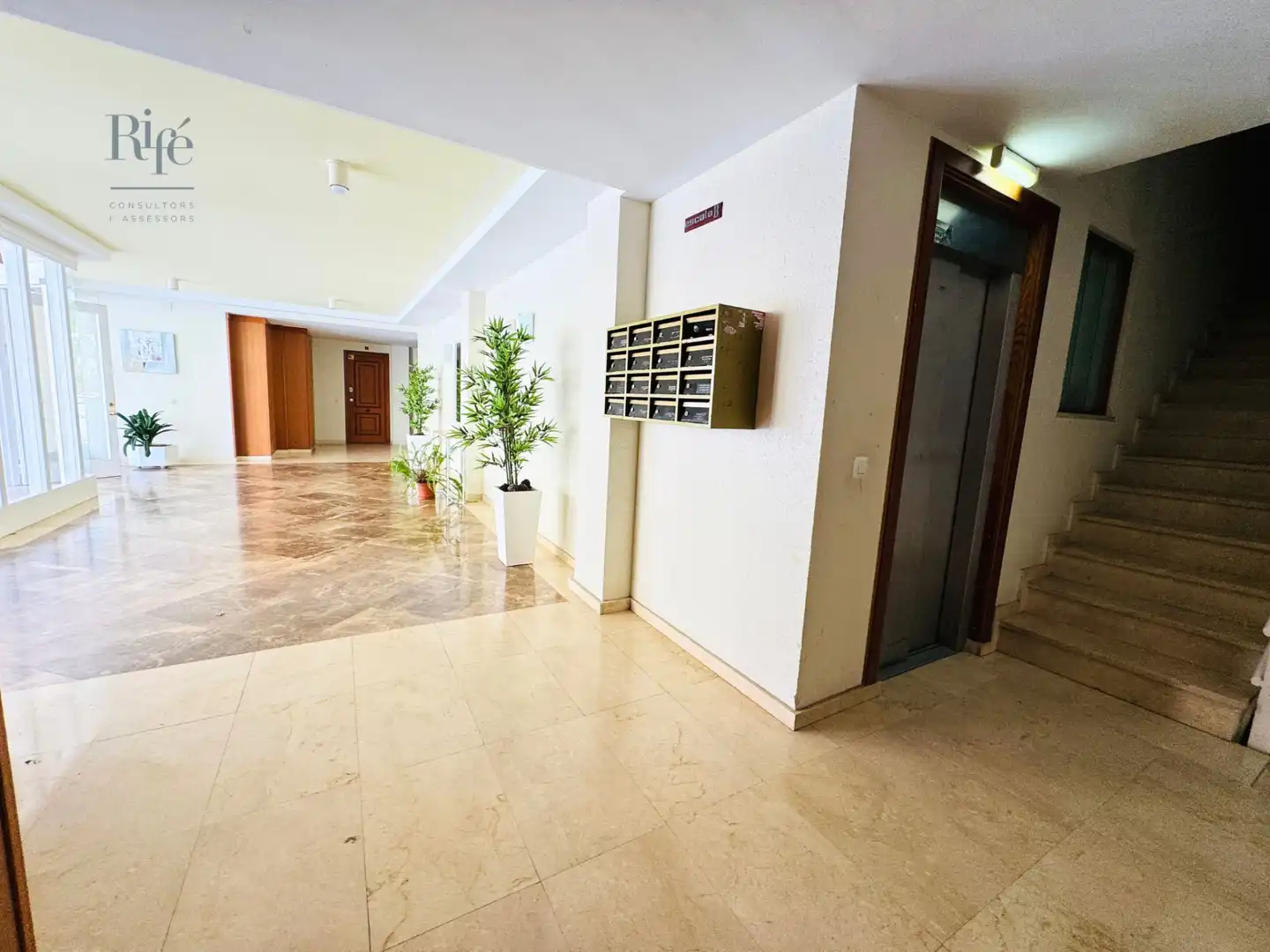 Piso con terraza en venta en Avinguda de la Cossetània, imagen 34