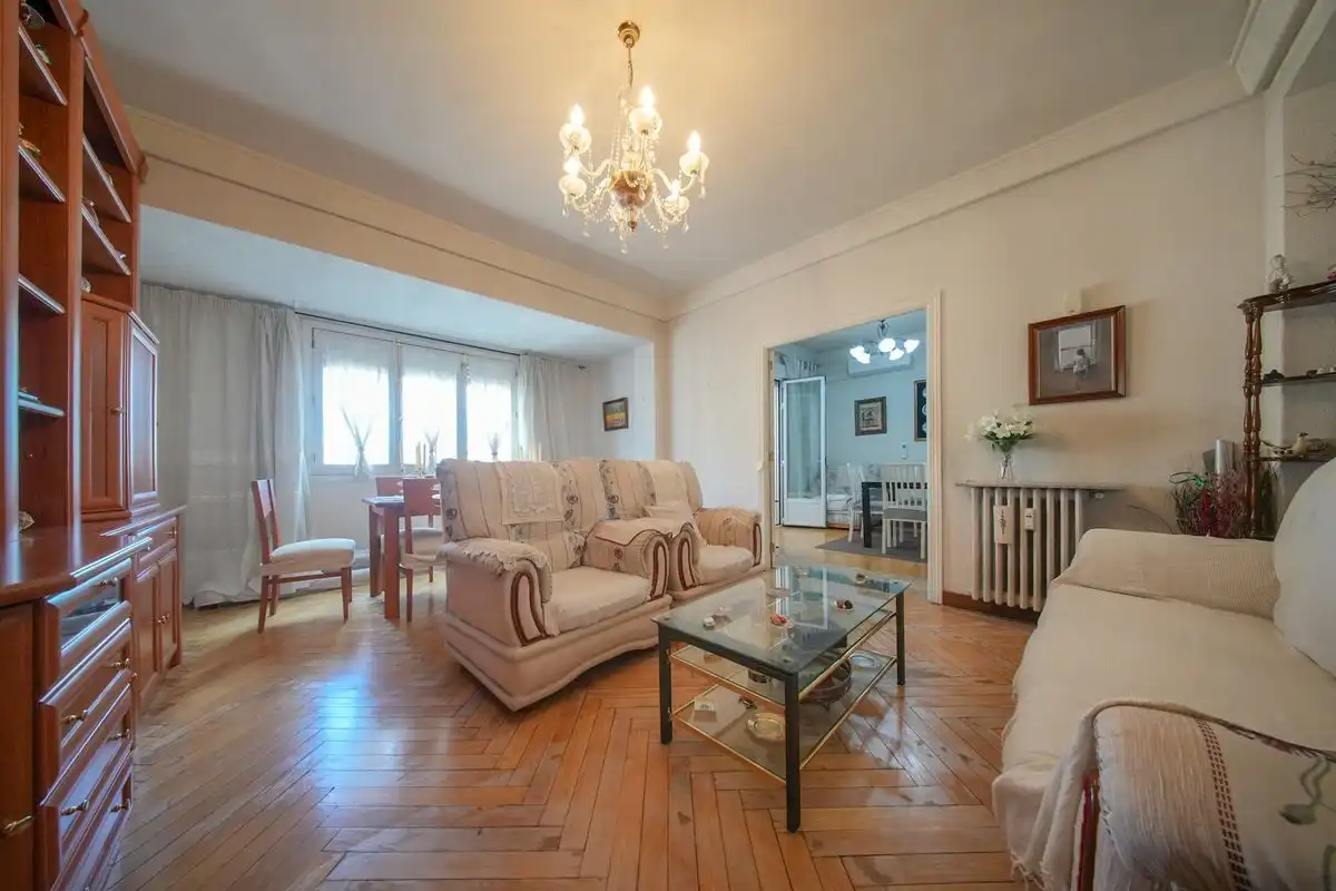 Appartement avec ascenseur à vendre à Avenida de la Ciudad de Barcelona