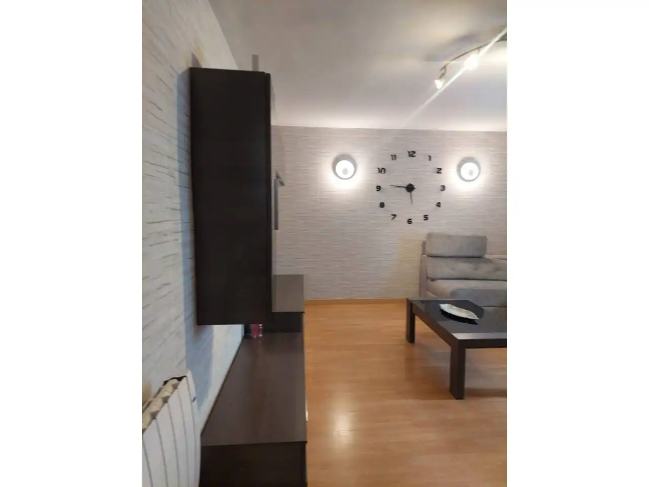 Sala d'estar de Apartament en venda en Cedillo del Condado amb Calefacció i Traster