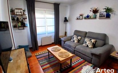 Living room of Flat for sale in Bilbao   with Heating and Furnished