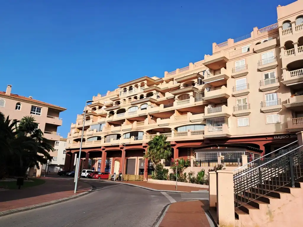 Apartamento con piscina en venta en Calle Galeón, imagen 2