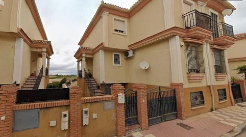 Foto 2 de Casa adosada en venta en Calle Pedro de Mena, 18, Ambroz, Vegas del Genil
