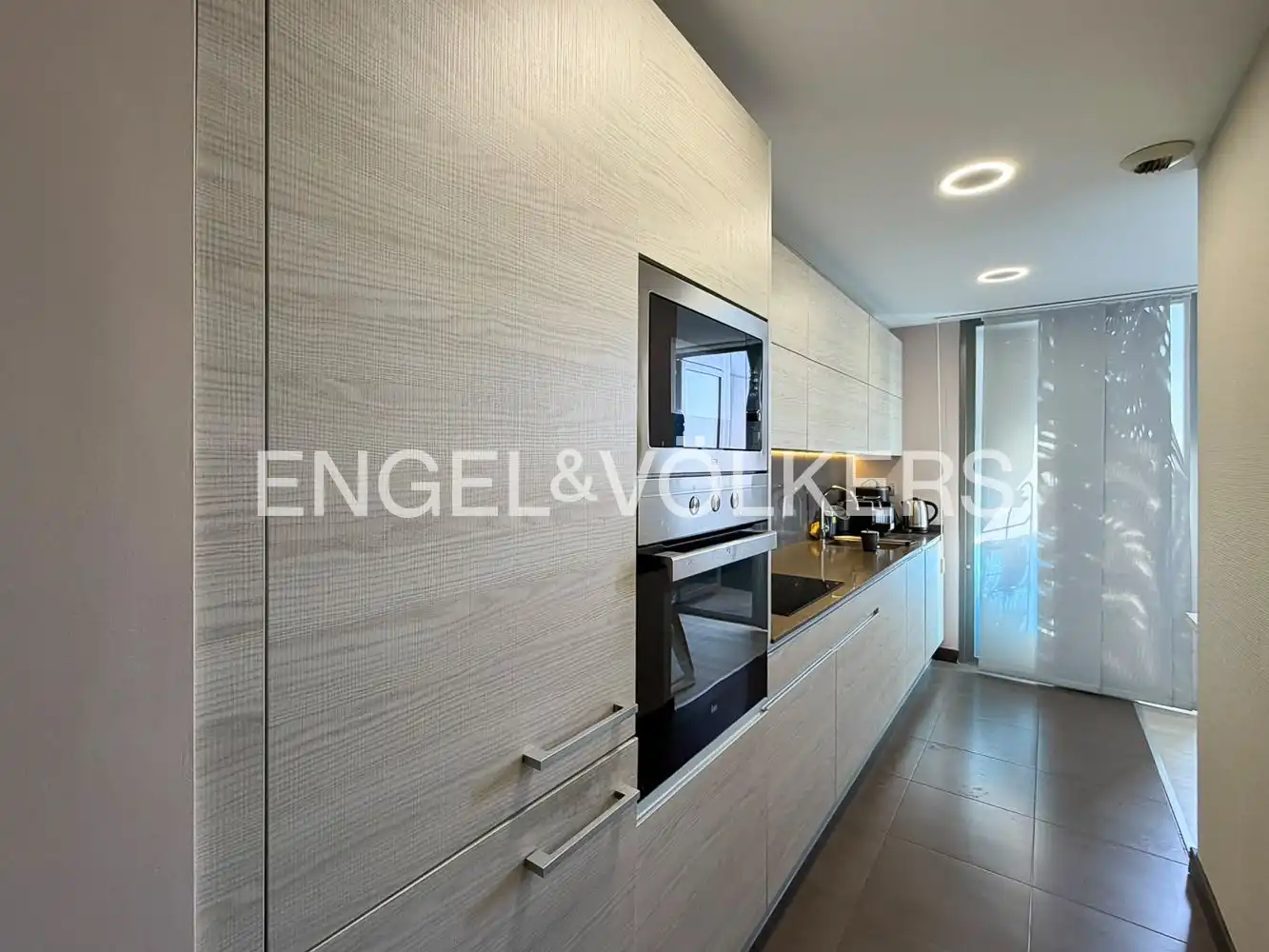 Kitchen of Flat for rent in Valencia  with Air Conditioner, Heating and Terrace