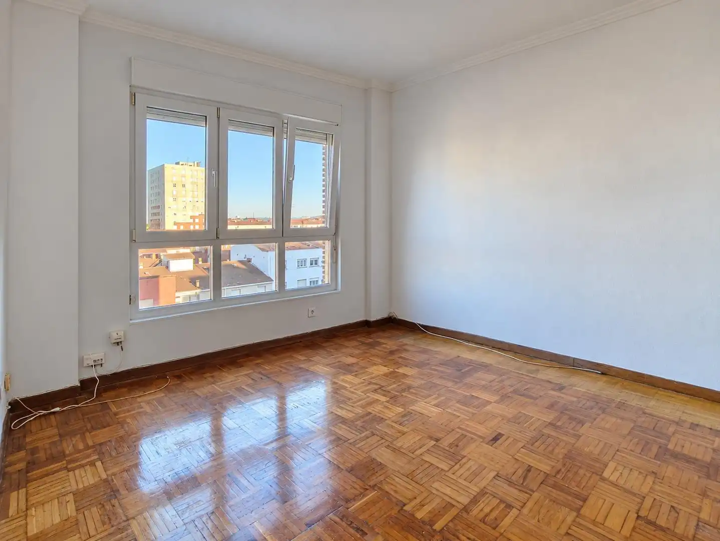 Bedroom of Flat for sale in Oeste