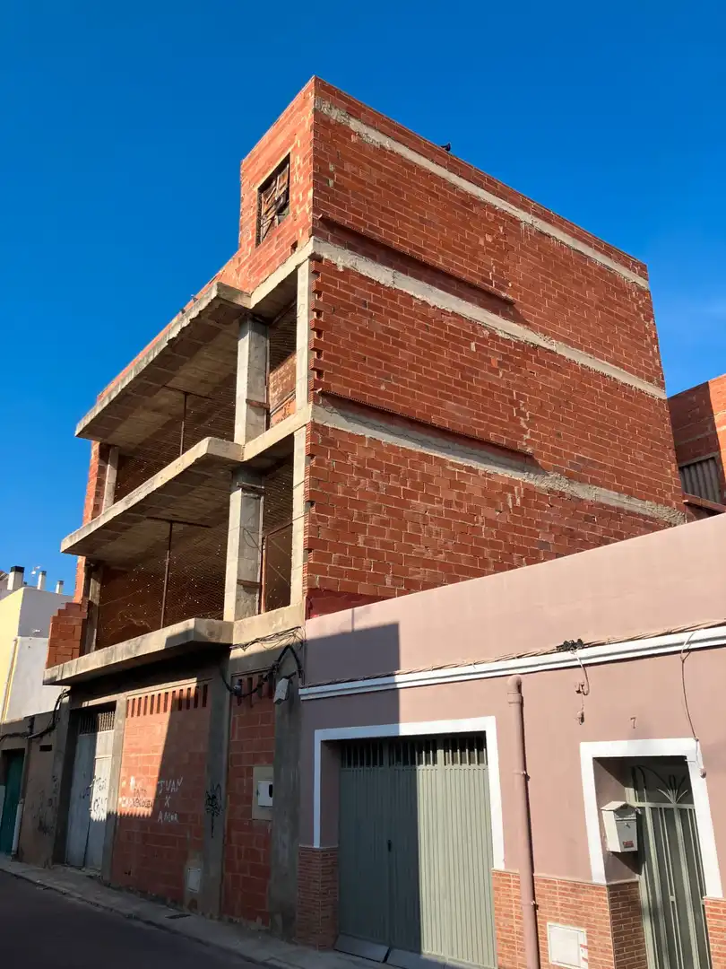 Gebäude zum Verkauf in Calle San Lorenzo, 5, Les Boqueres - Santa Quiteria