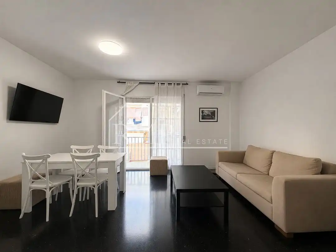 Vista exterior de Piso en venta en Barcelona con Aire acondicionado, Calefacción y Terraza
