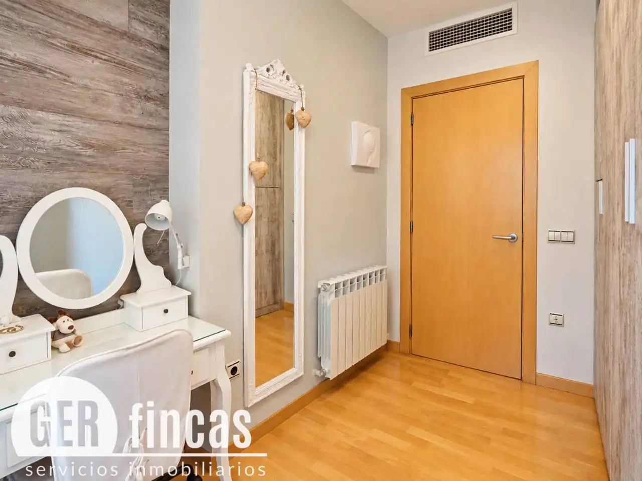 Piso en venta en Terrassa con Aire acondicionado, Calefacción y Parquet