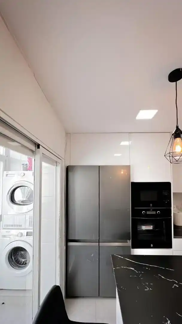 Küche von Wohnung zum Verkauf in Mataró mit Klimaanlage und Balkon