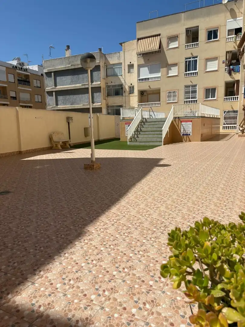 Terrassa de Pis de lloguer en Guardamar del Segura amb Aire condicionat, Calefacció i Terrassa