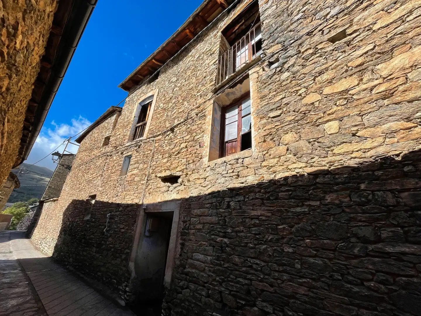 Casa con terrazza in vendita a Carrer Llessui Torre, imagen 2