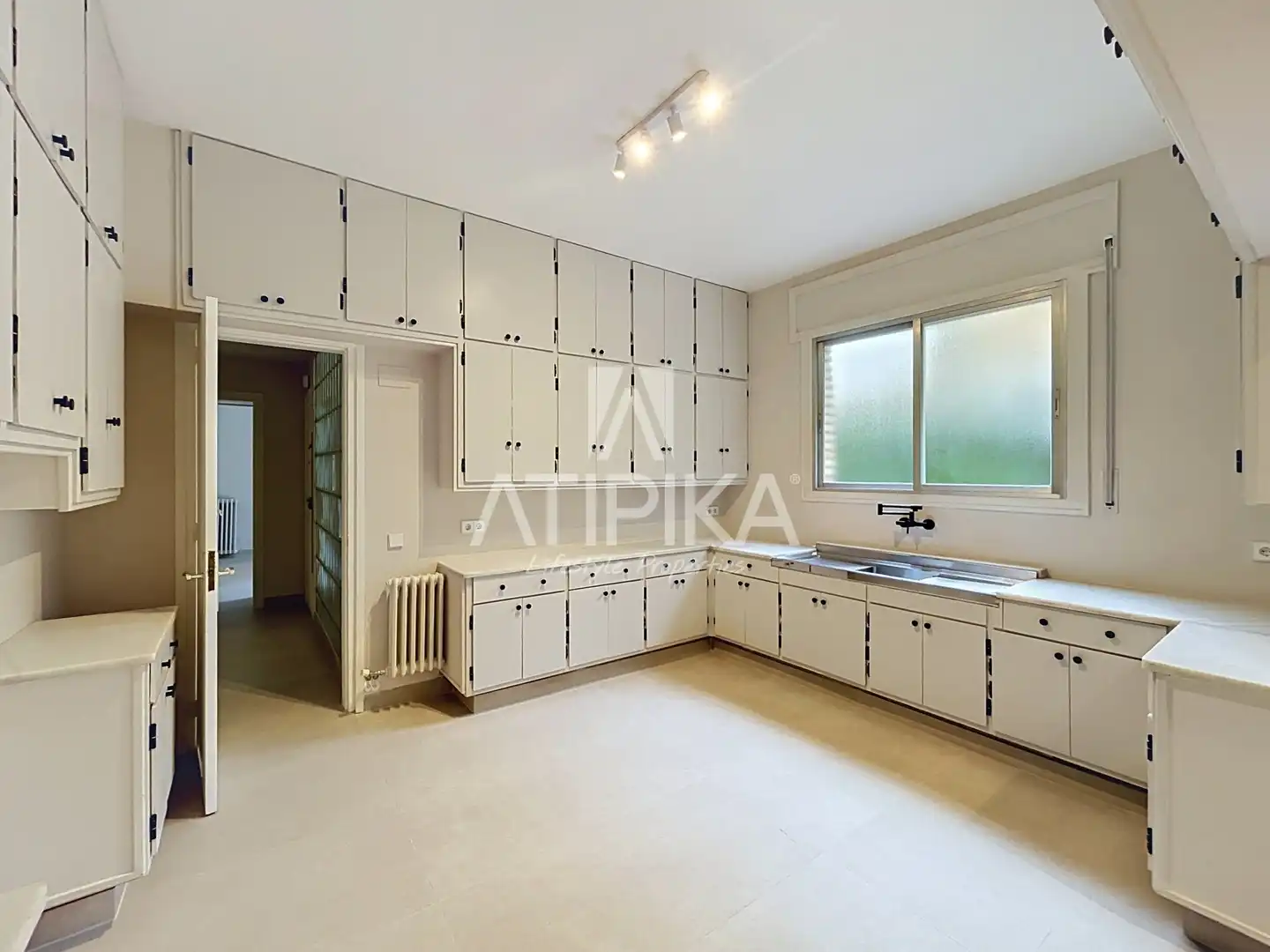 Kitchen of Flat for rent in Sarrià - Sant Gervasi