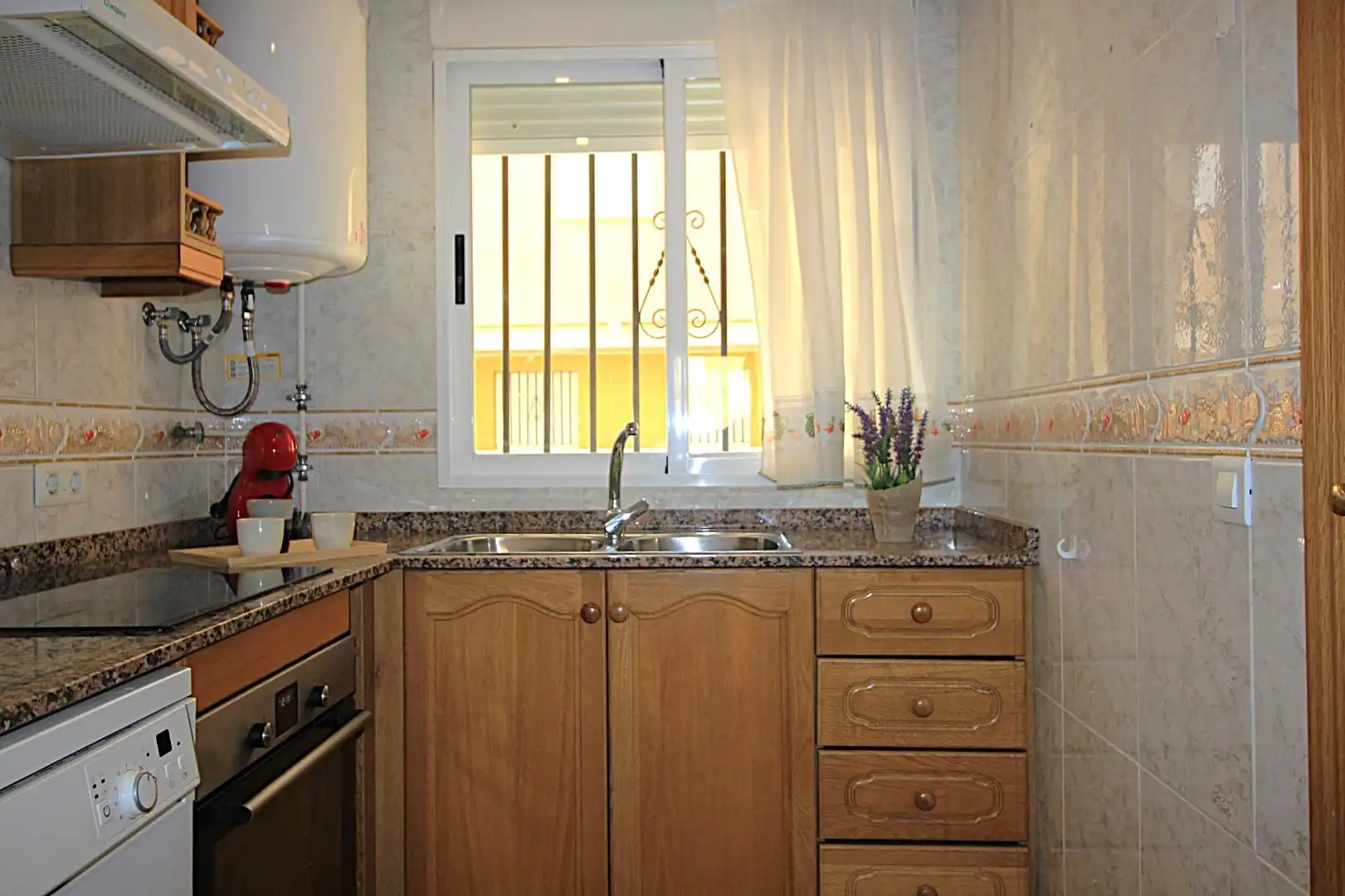 Cocina de Apartamento en venta en Oropesa del Mar / Orpesa con Jardín privado, Terraza y Amueblado