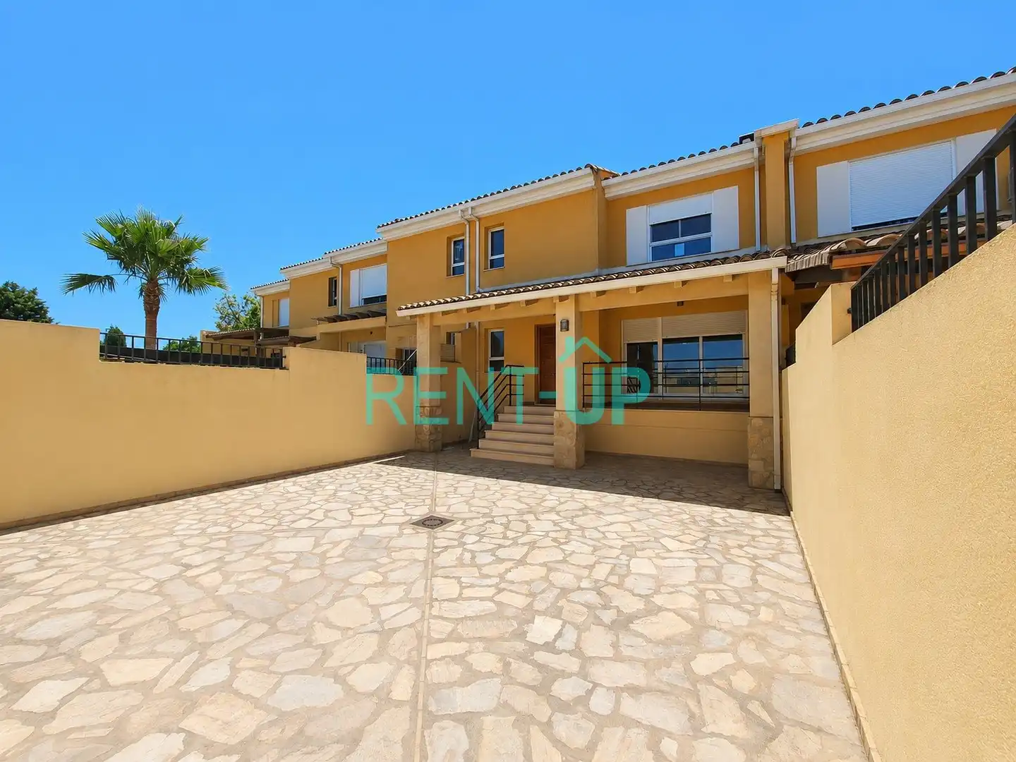 Vista exterior de Casa adosada en venta en Novelé  / Novetlè con Aire acondicionado, Jardín privado y Terraza