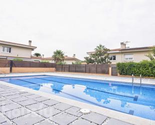 Swimming pool of House or chalet for sale in Sant Pol de Mar  with Air Conditioner, Terrace and Balcony