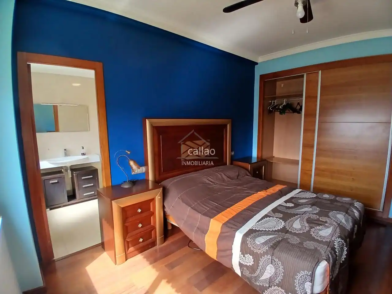 Habitación de Piso de alquiler en Ferrol con Calefacción, Parquet y Trastero