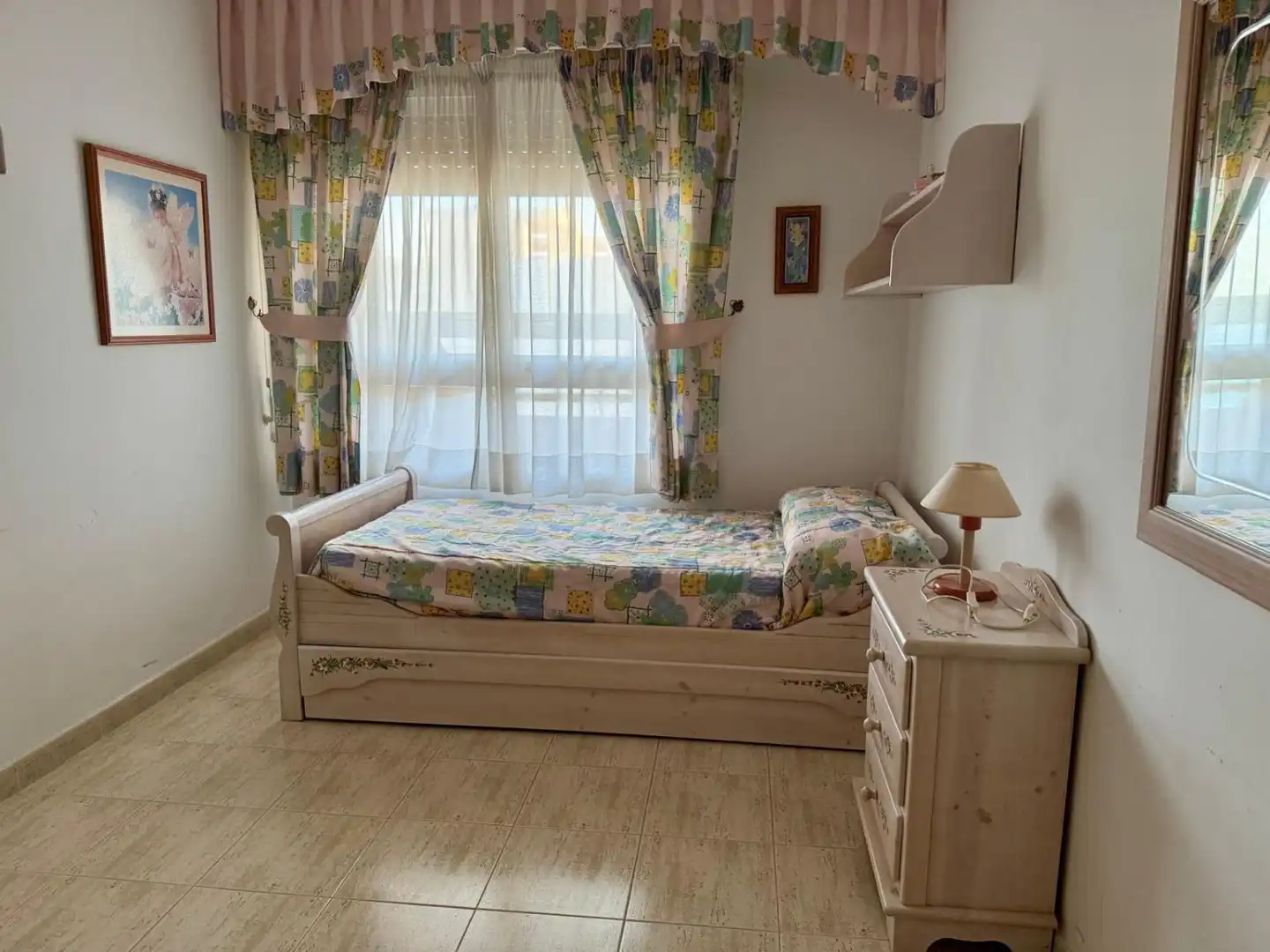 Dormitori de Àtic de lloguer en Alicante / Alacant amb Jardí privat, Terrassa i Moblat