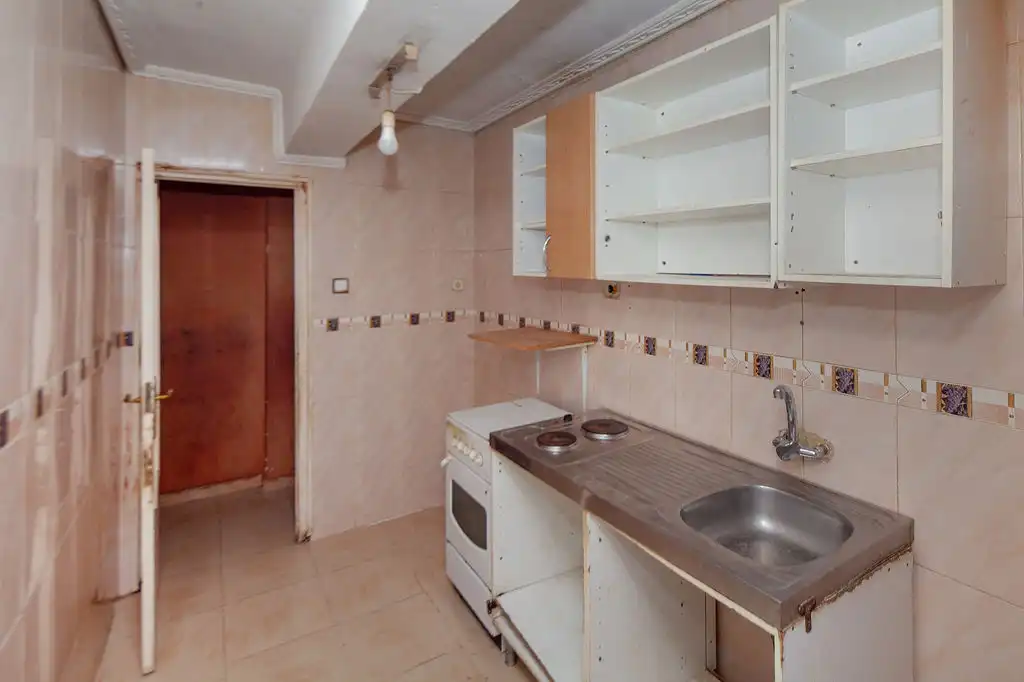 Piso en venta en C/ San Antonio, La Constitución - Canaleta