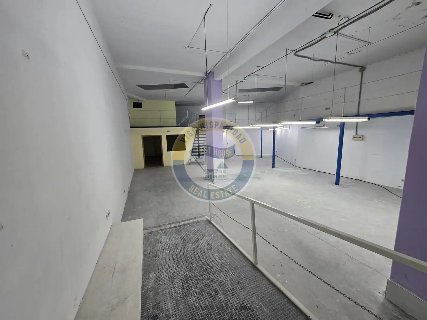 Local comercial en venta en Calle del Pintor Laxeiro, imagen 15