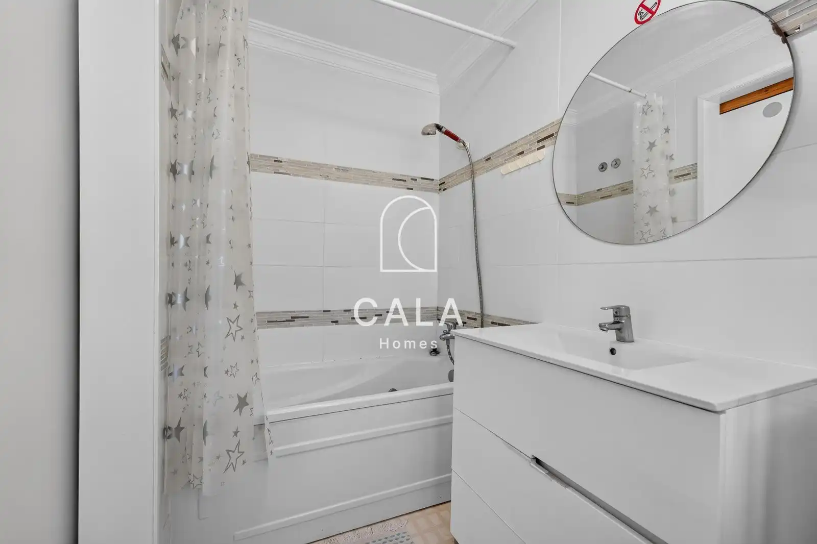 Bathroom of Detached homes for sale in Adeje  with Air Conditioner, Heating and Private garden