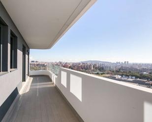 Terrassa de Apartament per a compartir en L'Hospitalet de Llobregat amb Aire condicionat i Terrassa