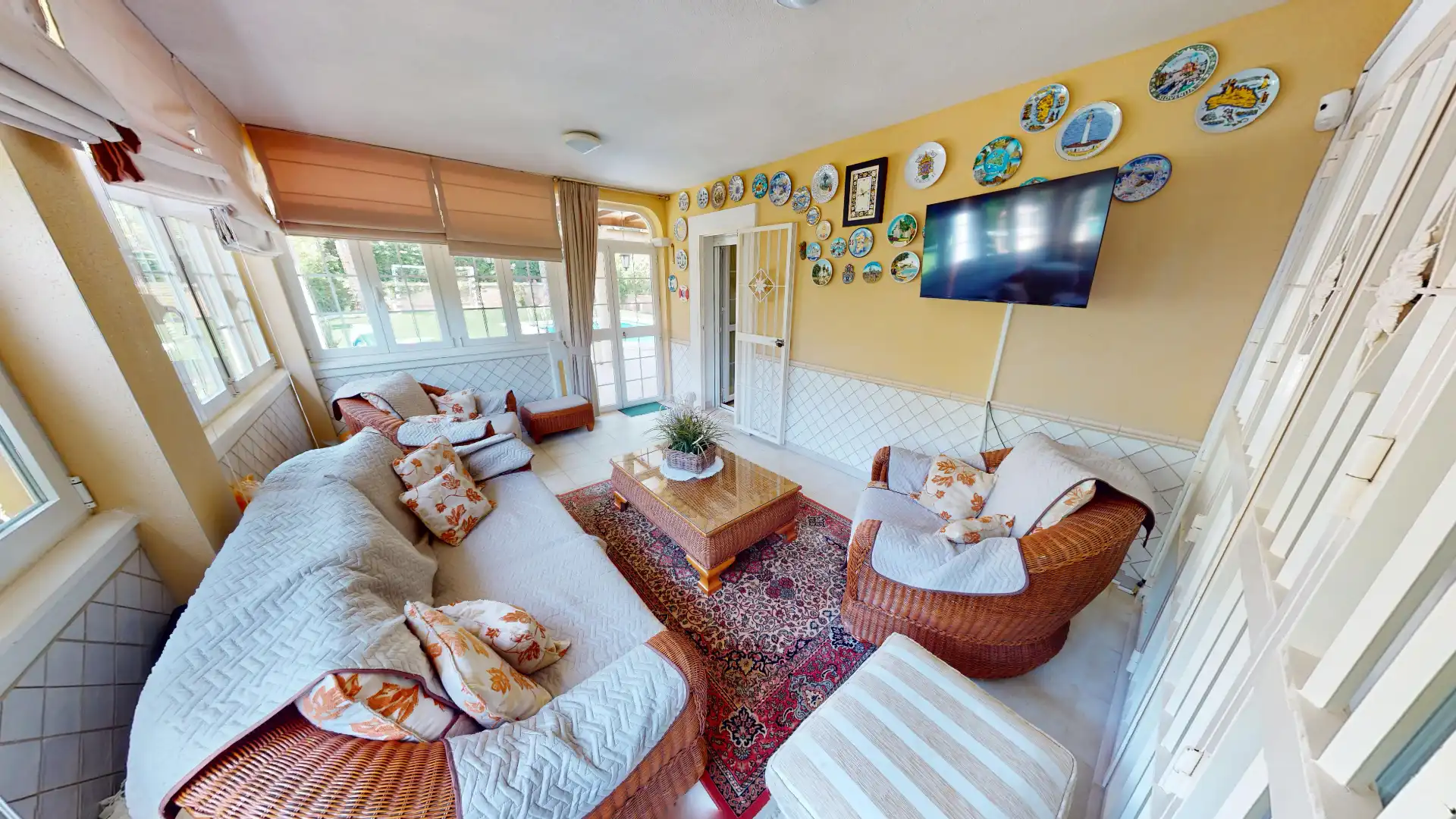 Sala de estar de Casa o chalet en venta en Torremolinos con Aire acondicionado, Calefacción y Jardín privado