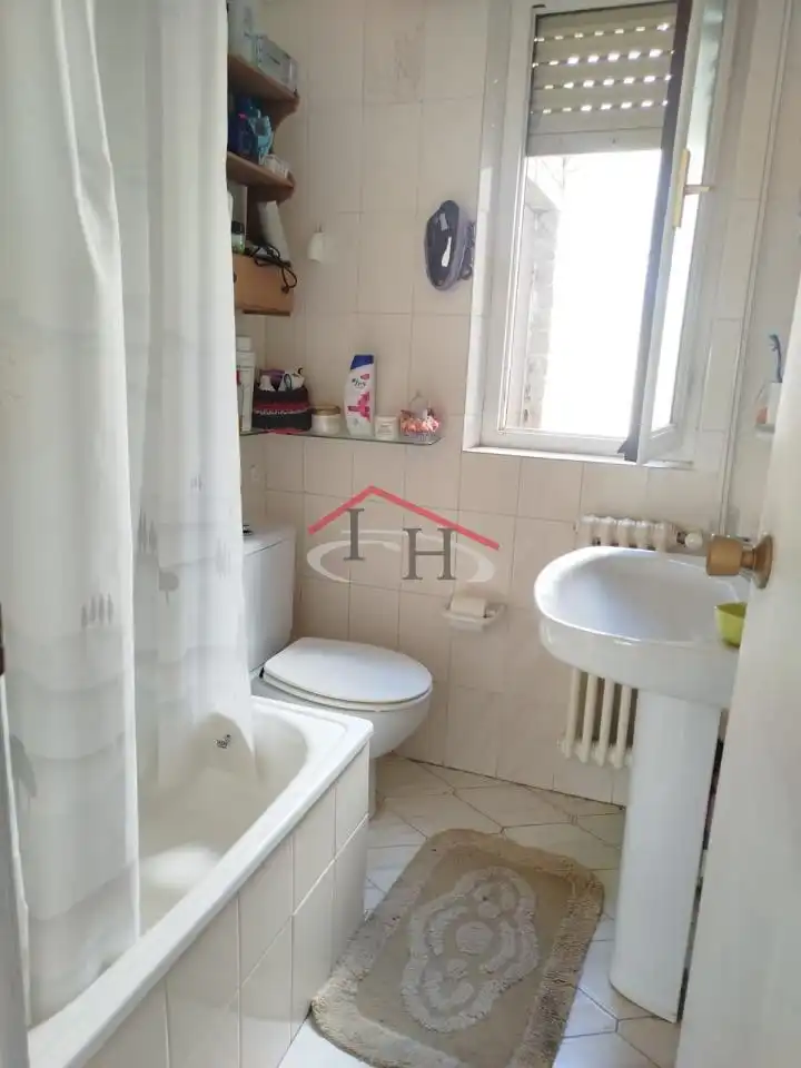 Baño de Casa o chalet en venta en Vegas del Condado con Calefacción, Jardín privado y Trastero