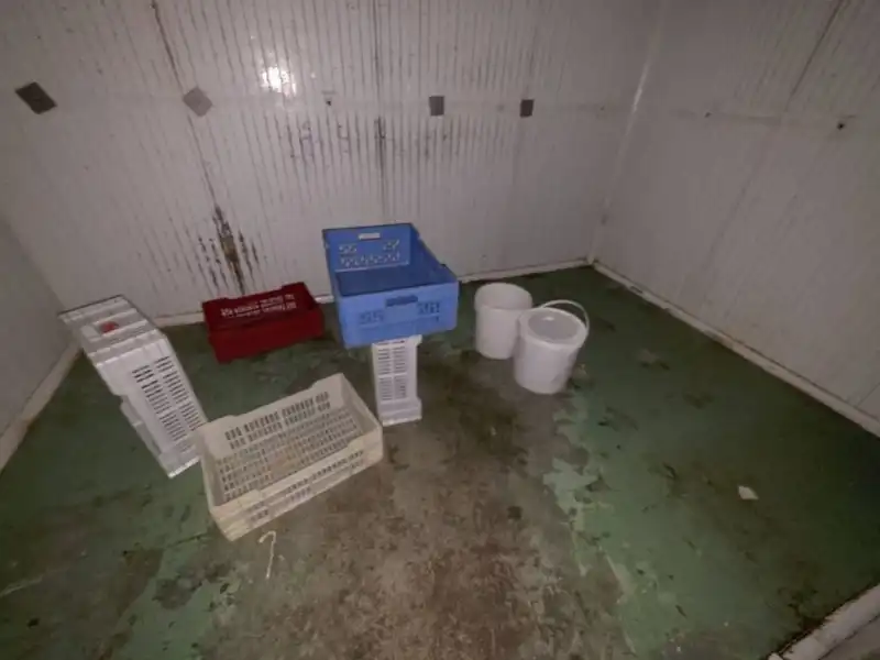 Local en venta en Baños de Montemayor