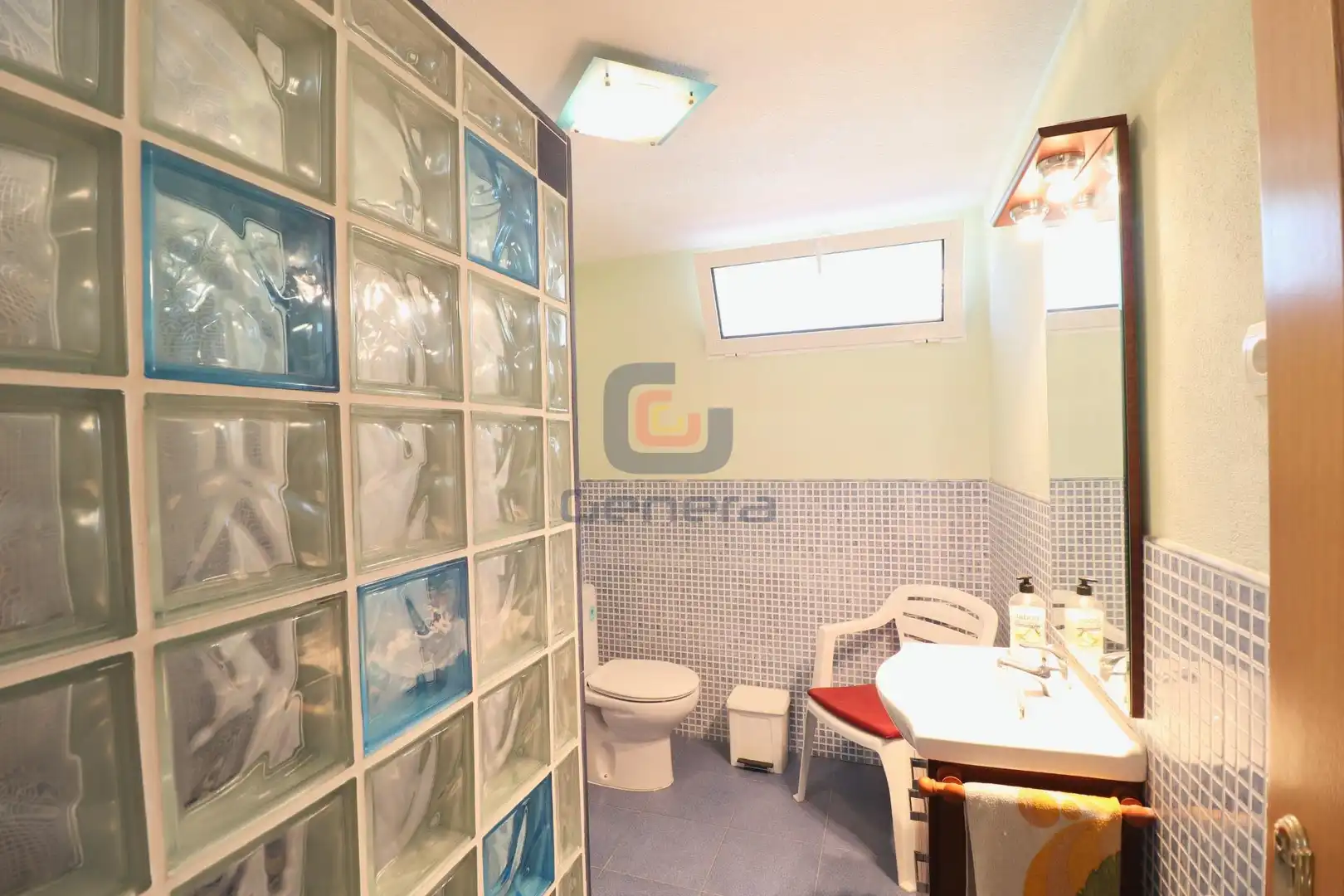 Baño de Casa o chalet en venta en San Vicente del Raspeig / Sant Vicent del Raspeig con Aire acondicionado, Calefacción y Jardín privado