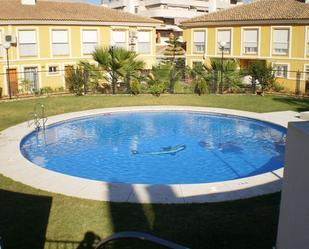 Piscina de Casa o xalet en venda en Mijas