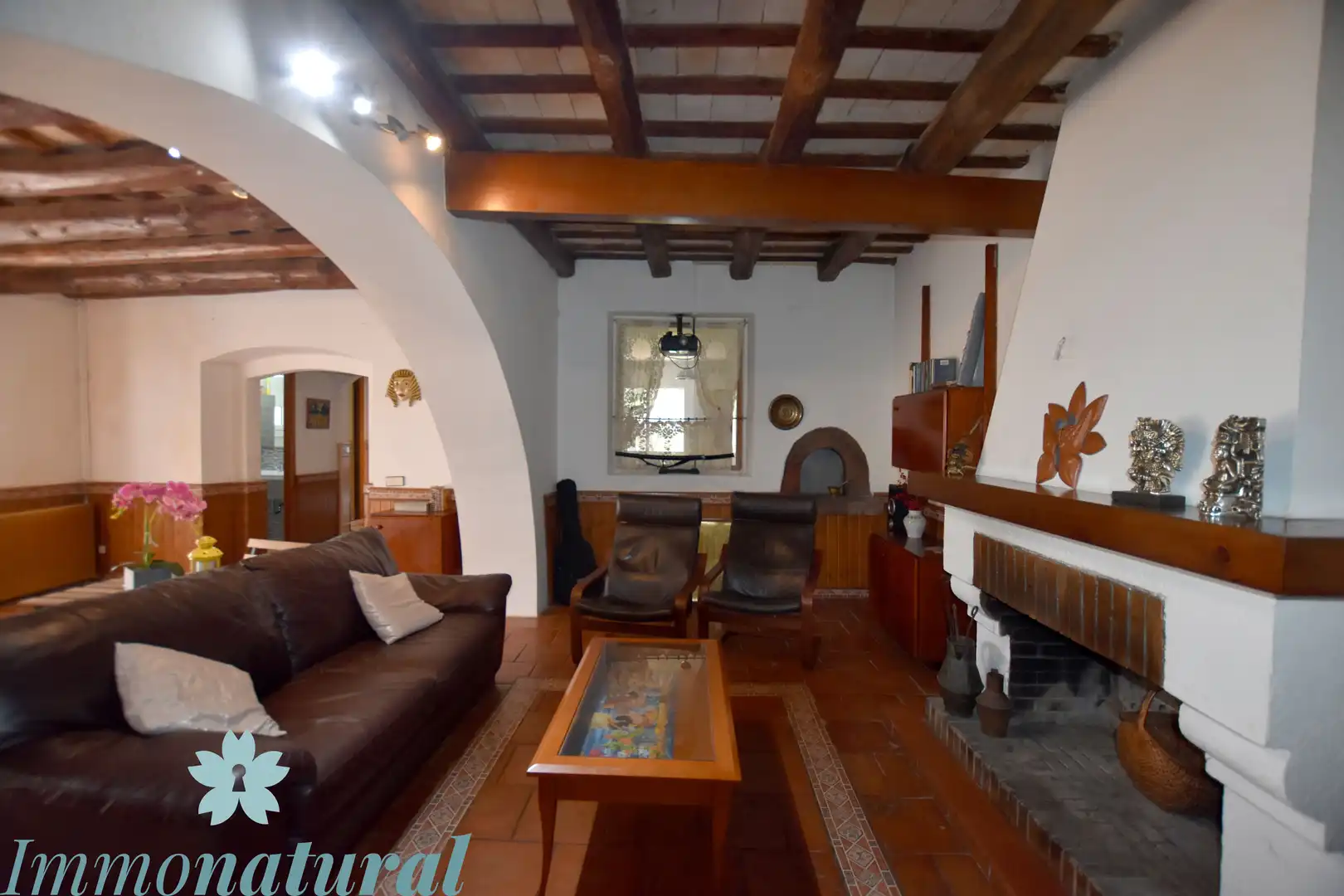 Sala d'estar de Casa o xalet en venda en Torrelles de Llobregat amb Calefacció, Jardí privat i Parquet