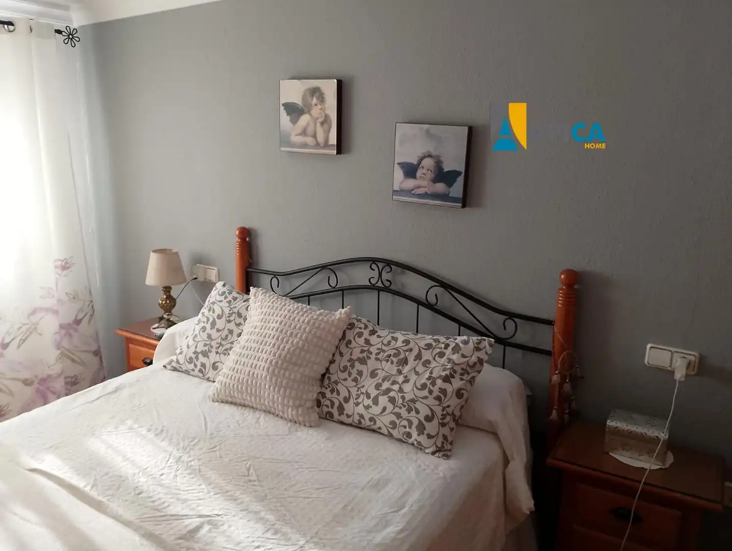 Habitación de Casa adosada en venta en Barbate con Terraza y Amueblado
