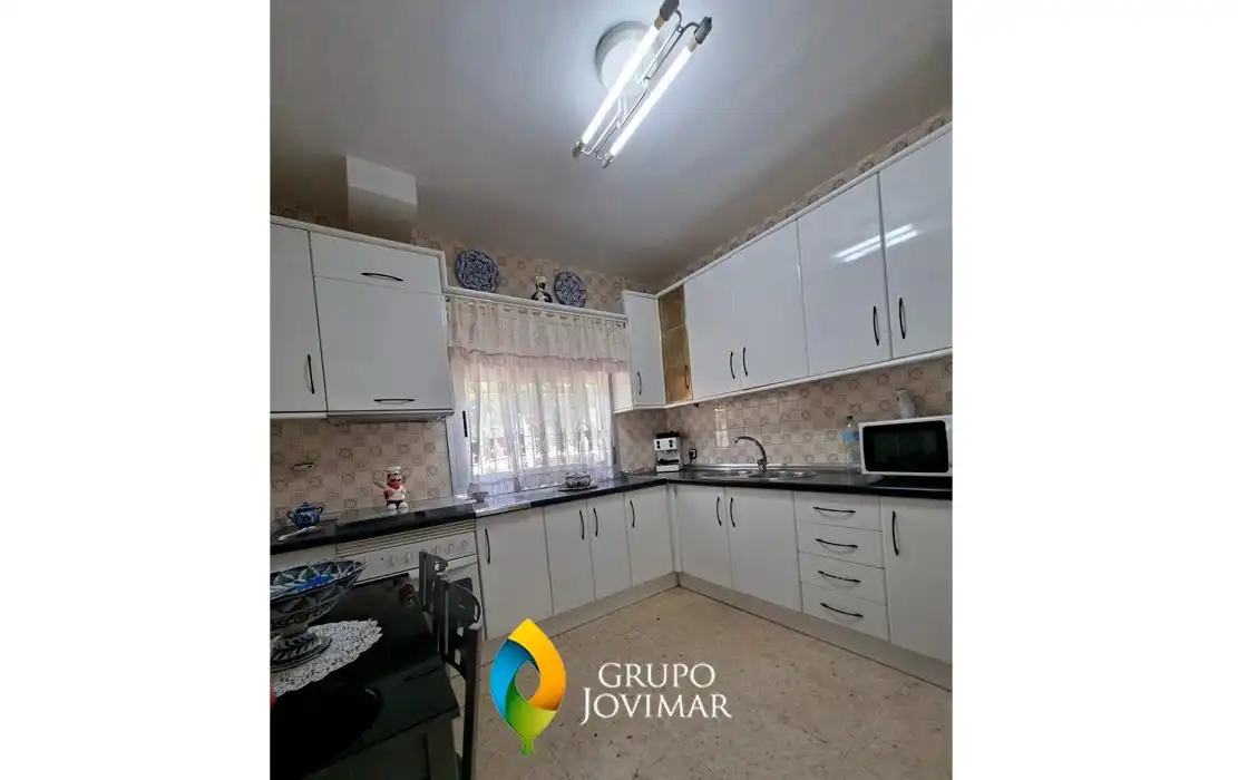 Cocina de Casa o chalet en venta en Guadix con Calefacción, Piscina y Amueblado