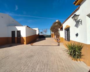 Vista exterior de Finca rústica en venda en Campillos amb Aire condicionat, Calefacció i Terrassa